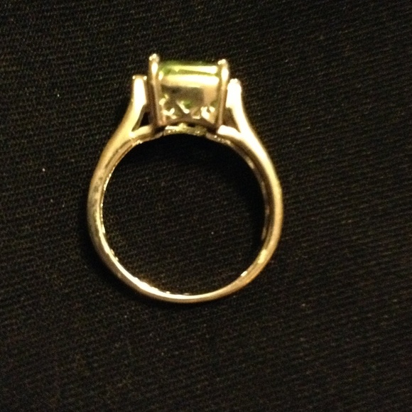 Appletini ring! - Picture 2 of 4